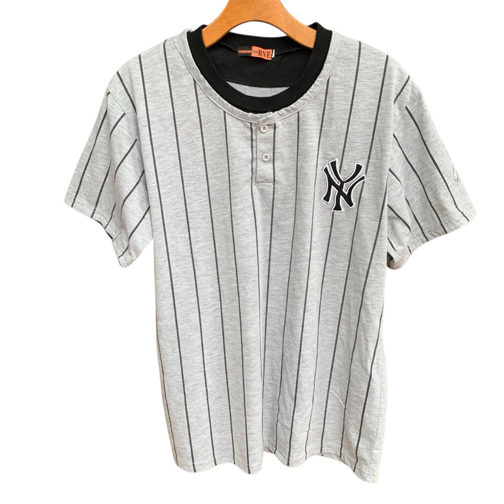 Vintage New York Yankees Grey Pinstripe Henley Contrast Collar Trim T-Shirt